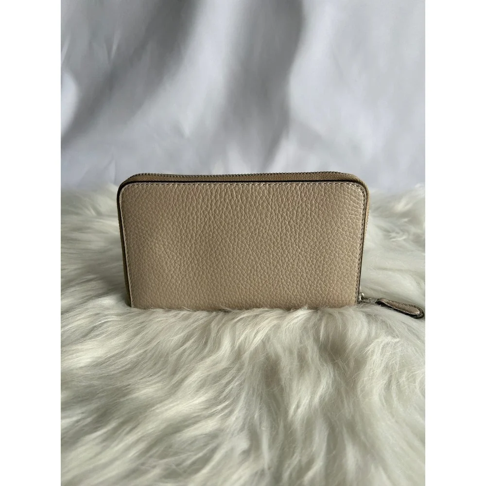 Coach Medium Zip Around Taupe Pebbled Leather Wallet Excellent - Picture 3 of 7